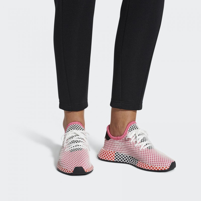 SEPATU SNEAKERS ADIDAS Wmns Deerupt Runner