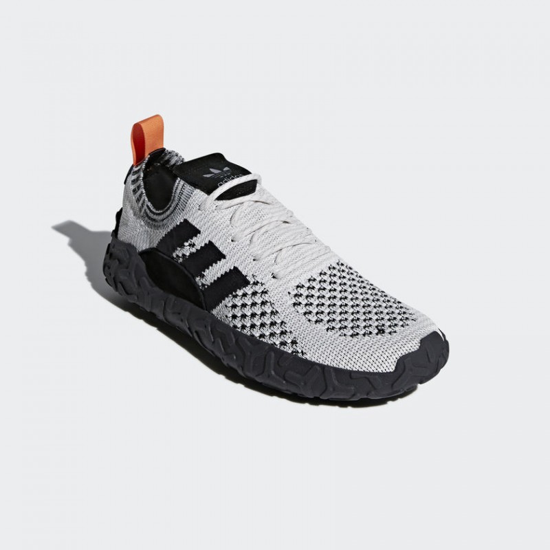 SEPATU SNEAKERS ADIDAS F 22 Primeknit