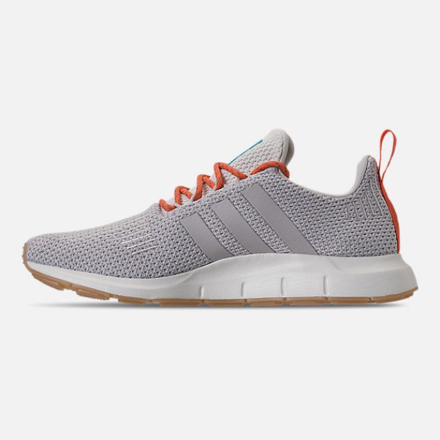 SEPATU SNEAKERS ADIDAS Swift Run
