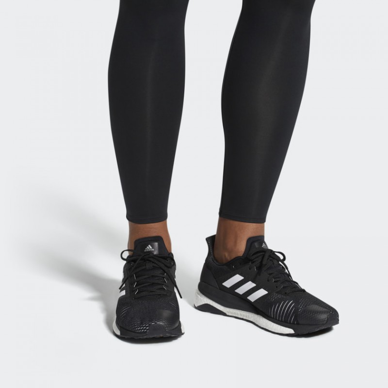 SEPATU LARI ADIDAS Solar Glide ST Boost