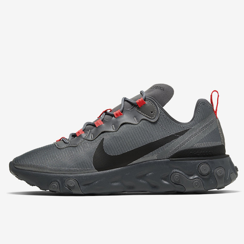 SEPATU SNEAKERS NIKE React Element 55