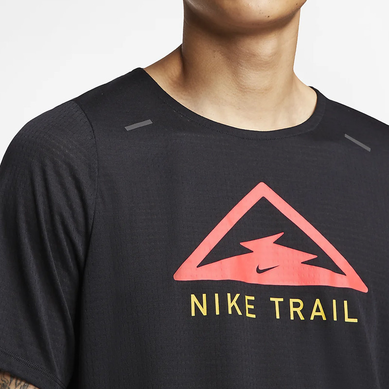 BAJU TRAIL NIKE Rise 365 Trail Top