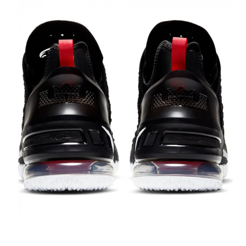 SEPATU BASKET NIKE Lebron 18