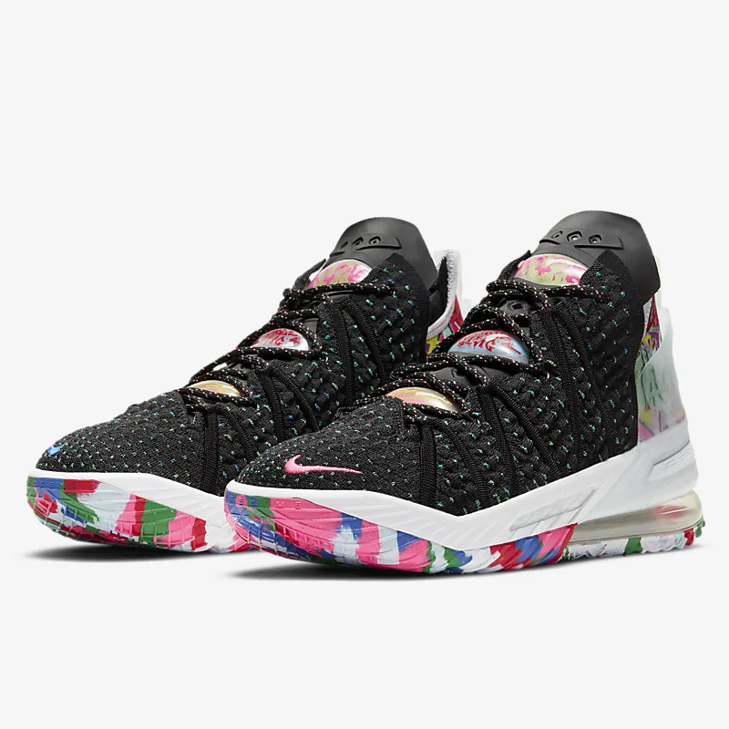 SEPATU BASKET NIKE Lebron 18