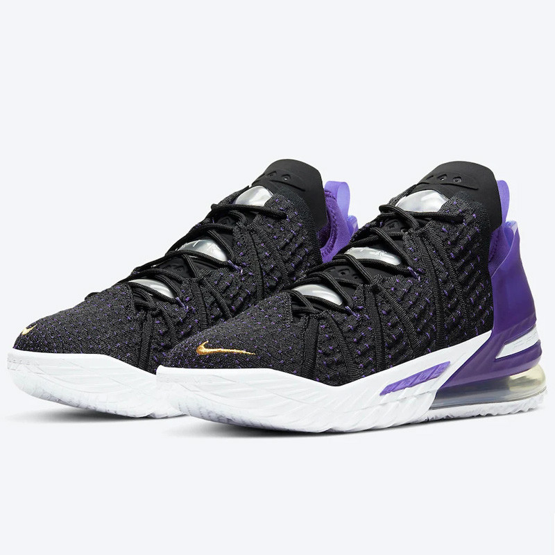 SEPATU BASKET NIKE Lebron 18