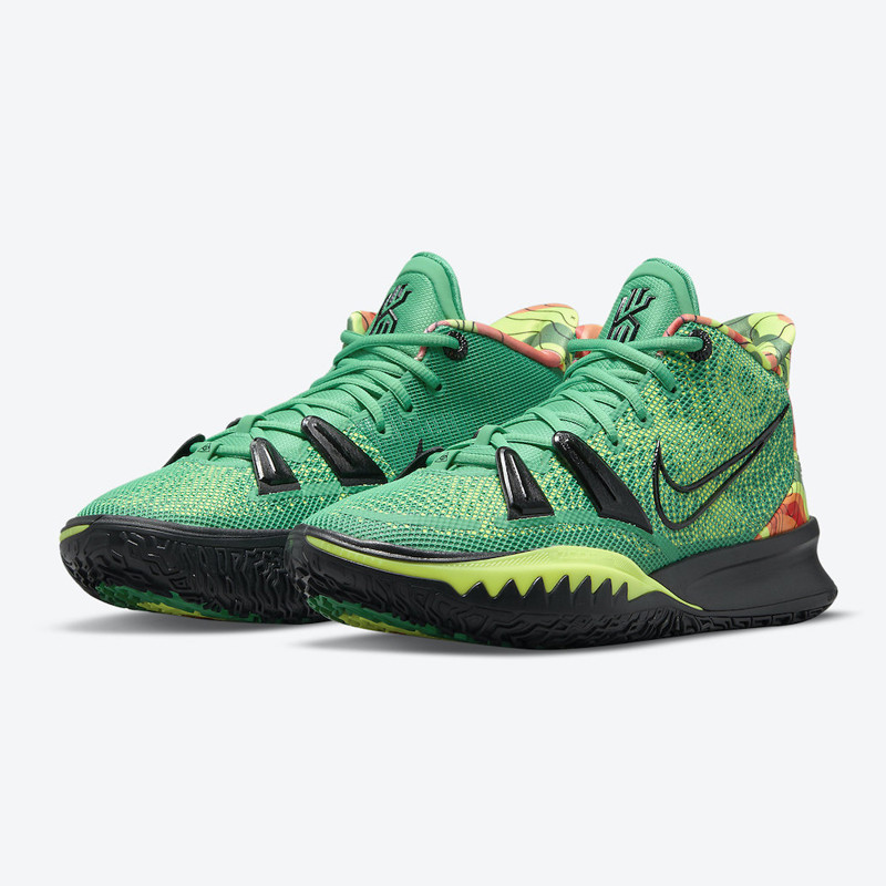 SEPATU BASKET NIKE Kyrie 7 Weatherman