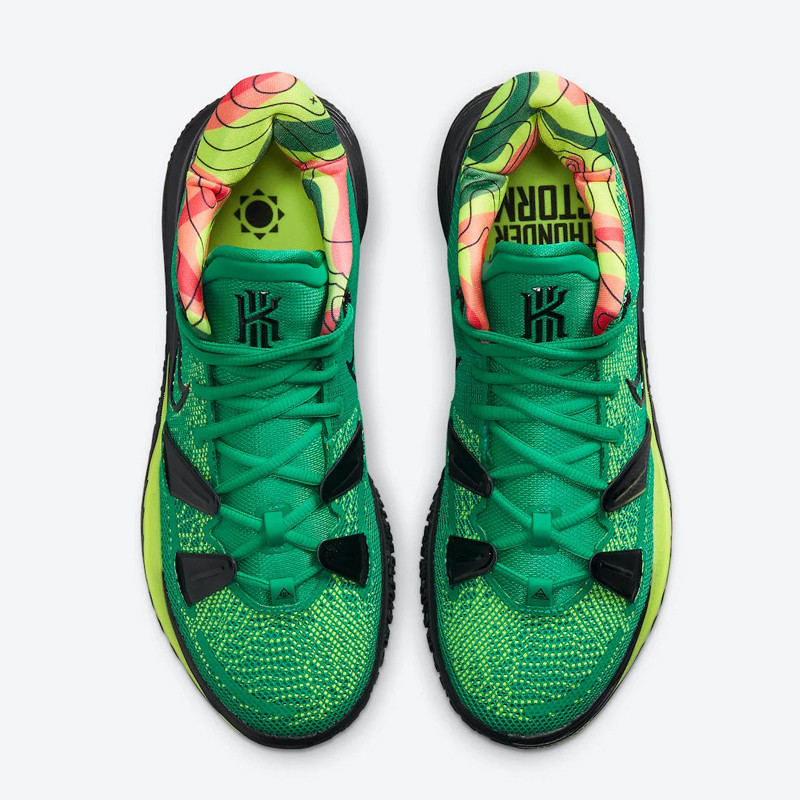 SEPATU BASKET NIKE Kyrie 7 Weatherman