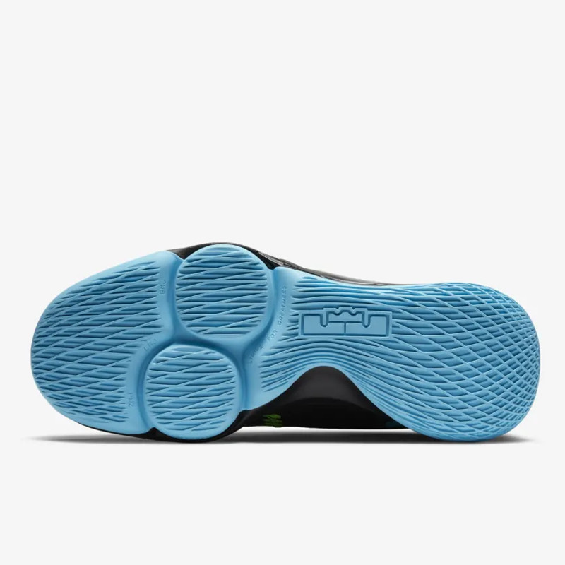 SEPATU BASKET NIKE Lebron Witness 5 Ep