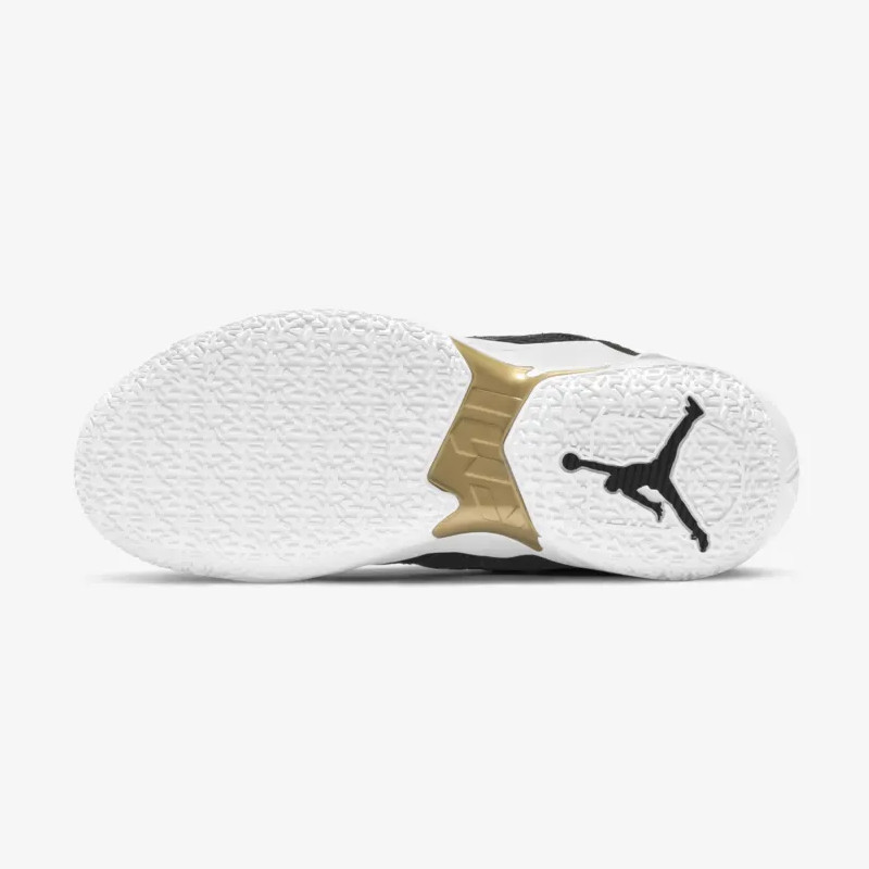 SEPATU BASKET AIR JORDAN Why Not Zer0.4 GS