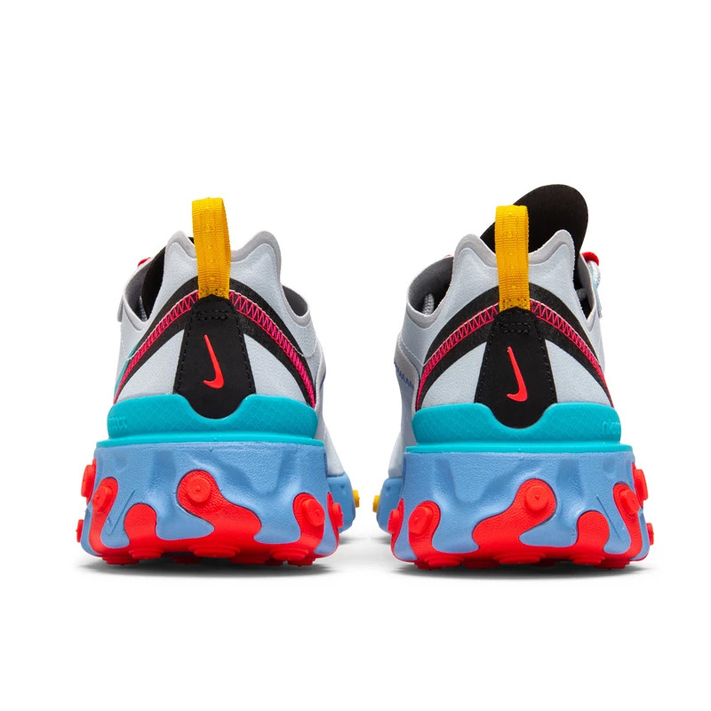 SEPATU SNEAKERS NIKE React Element 55