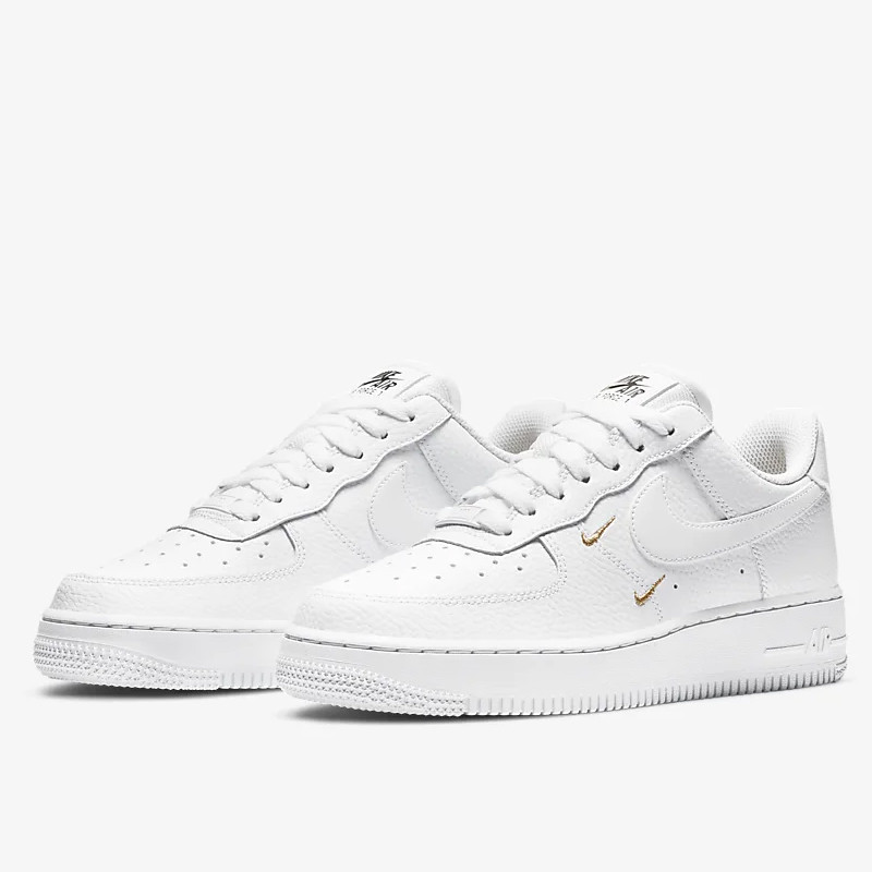 SEPATU SNEAKERS NIKE Wmns Air Force 1 '07 Essential