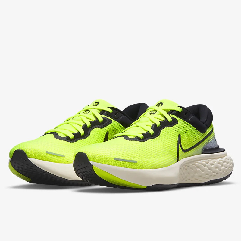 SEPATU LARI NIKE ZoomX Invincible Run Flyknit