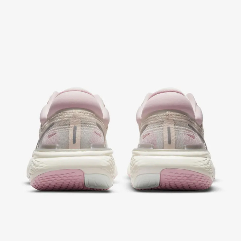 Wmns ZoomX Invincible Flyknit foto 4