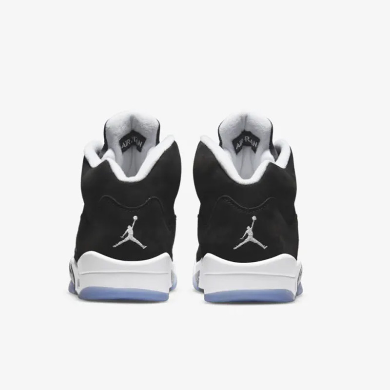 SEPATU BASKET AIR JORDAN AJ 5 Moonlight