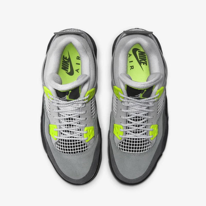 SEPATU BASKET AIR JORDAN AJ 4 Retro GS