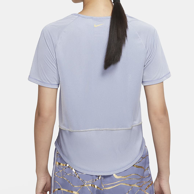 BAJU LARI NIKE Wmns Icon Clash Short Sleeve Tee