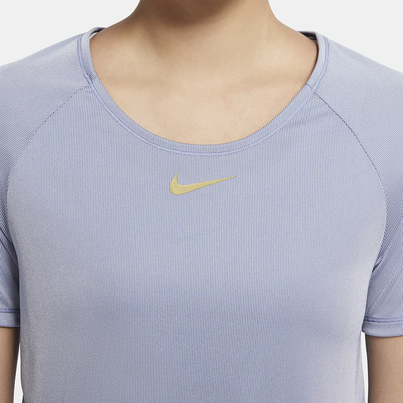 BAJU LARI NIKE Wmns Icon Clash Short Sleeve Tee