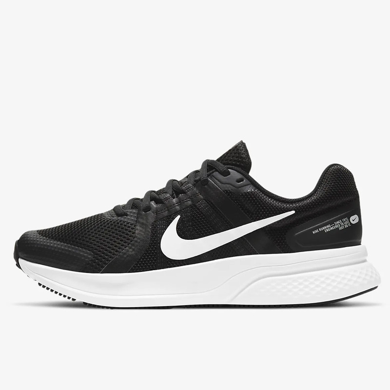 SEPATU LARI NIKE Run Swift 2