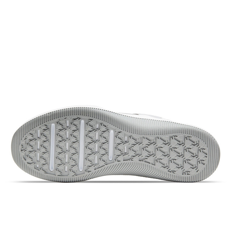 SEPATU TRAINING NIKE MC Trainer