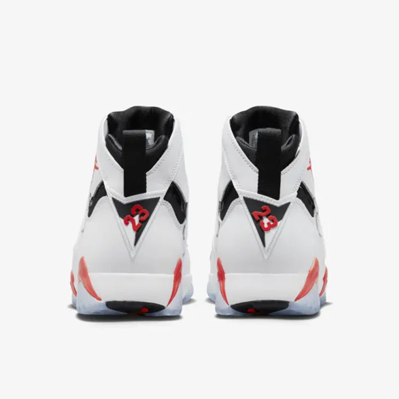 SEPATU SNEAKERS AIR JORDAN AJ 7 Retro