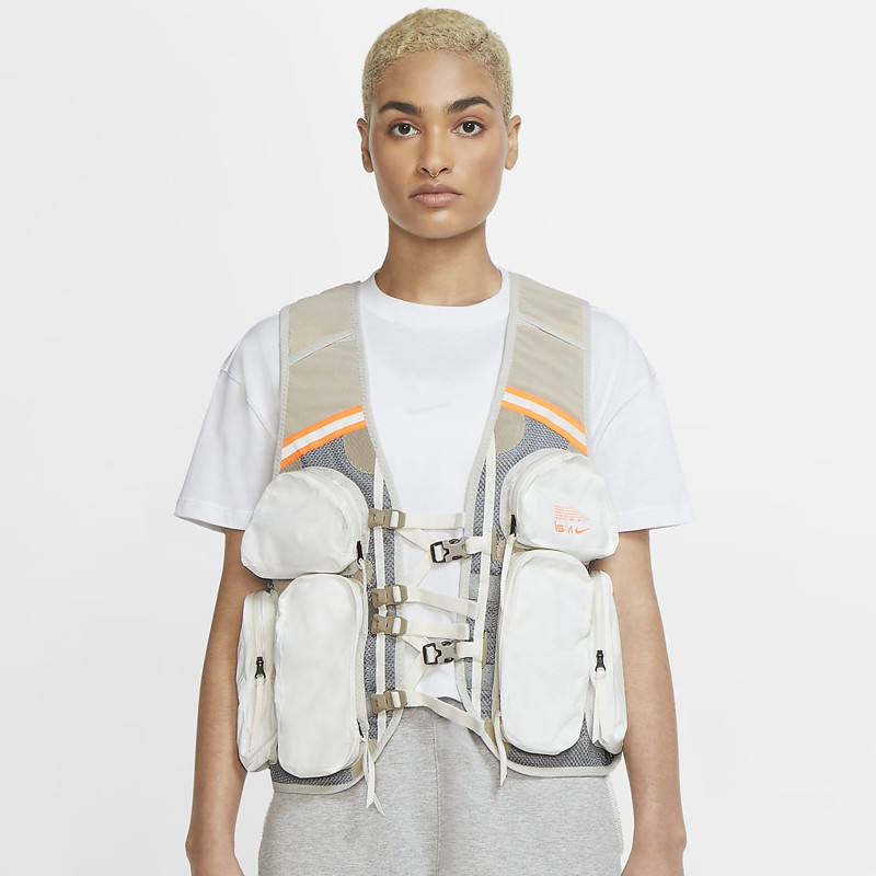 ISPA Vest foto 2