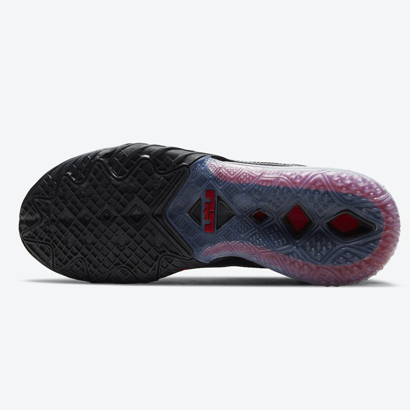 SEPATU BASKET NIKE Zoom LeBron 18 Low