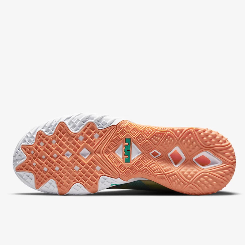 LeBron 18 Low LeBronold Palmer foto 2