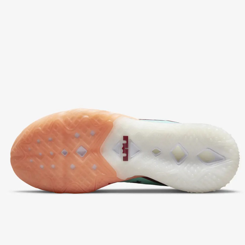 SEPATU BASKET NIKE LeBron 18 Low x Mimi Plange Daughters