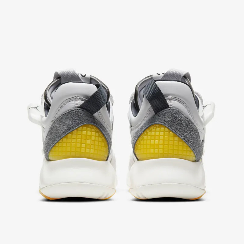 SEPATU BASKET AIR JORDAN MA2 Lunar Launch