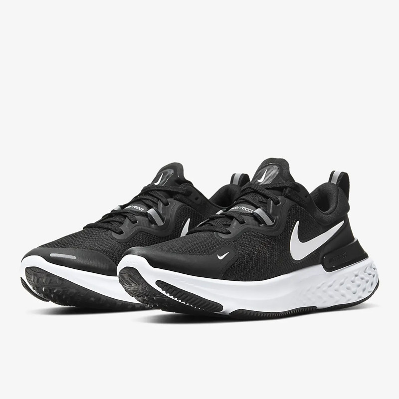 SEPATU LARI NIKE React Miler