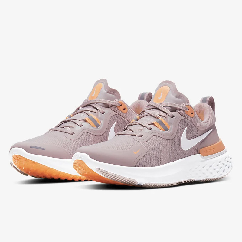SEPATU LARI NIKE Wmns React Miler