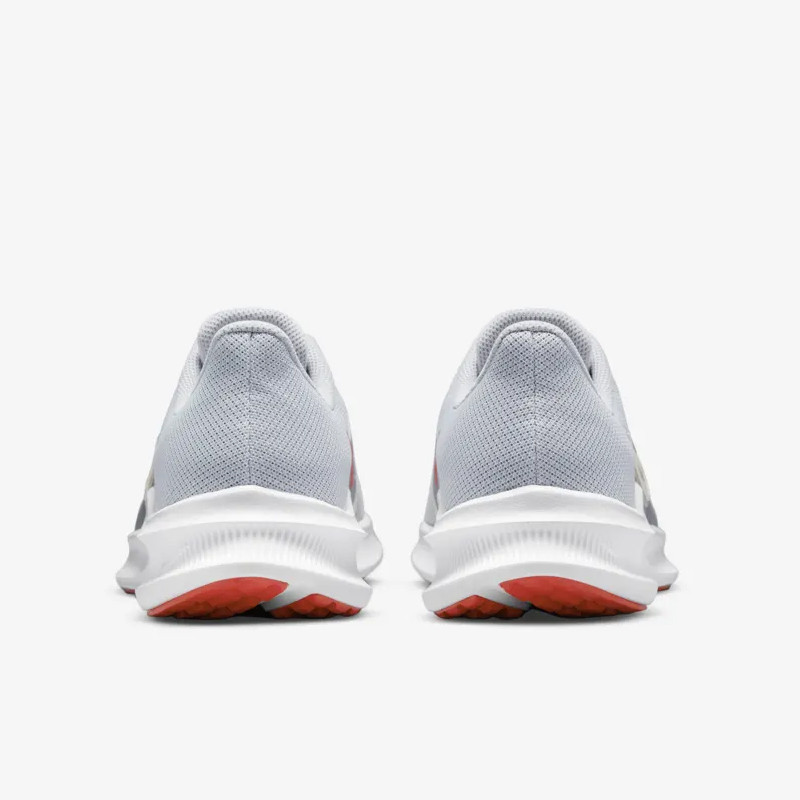 SEPATU LARI NIKE Downshifter 11