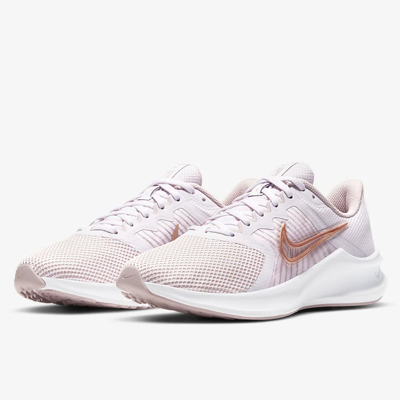 SEPATU LARI NIKE Wmns Downshifter 11