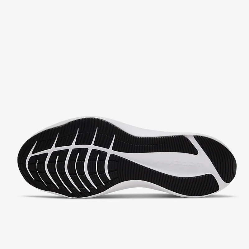 SEPATU LARI NIKE Winflo 8