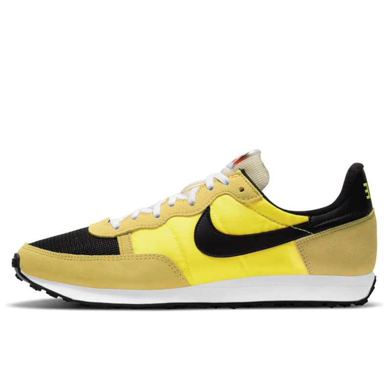 SEPATU SNEAKERS NIKE Challenger OG
