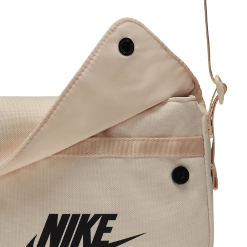 Sportswear Futura 365 Revel Crossbody Bag foto 4