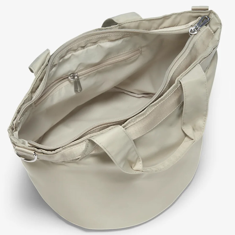 TAS SNEAKERS NIKE Wmns Futura Luxe Tote Bag
