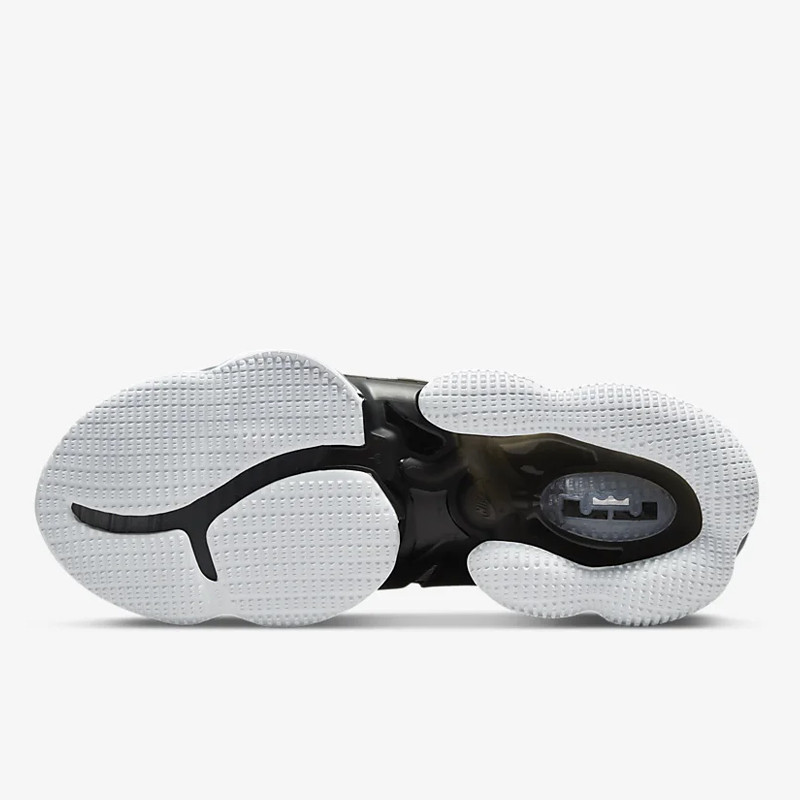 SEPATU BASKET NIKE Lebron 19 Leopard