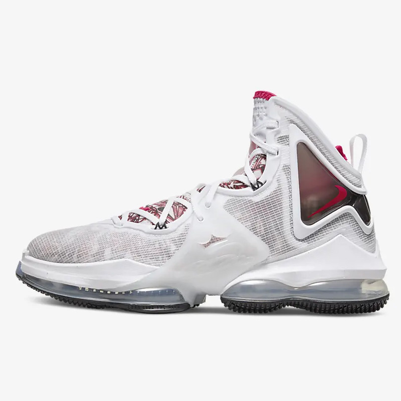 SEPATU BASKET NIKE Lebron 19