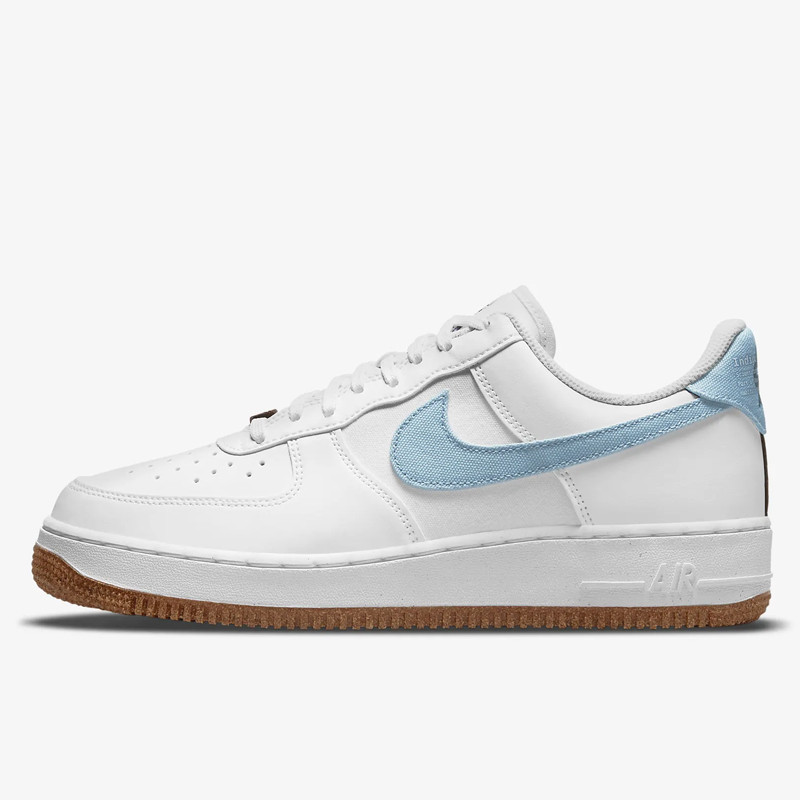 SEPATU SNEAKERS NIKE Air Force 1 '07 LV8