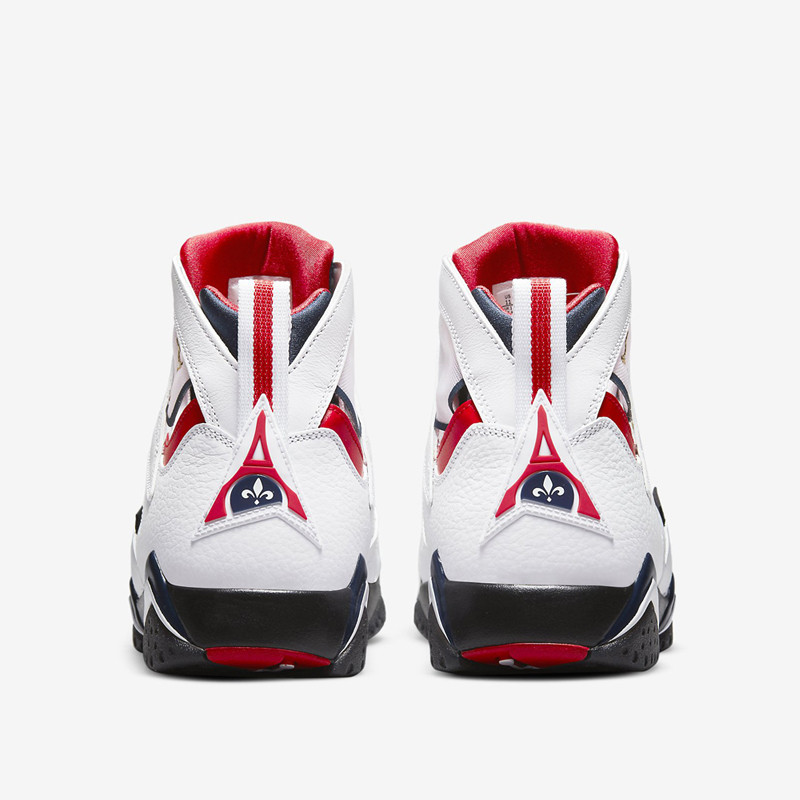 SEPATU BASKET AIR JORDAN AJ 7 Retro x Paris Saint-Germain