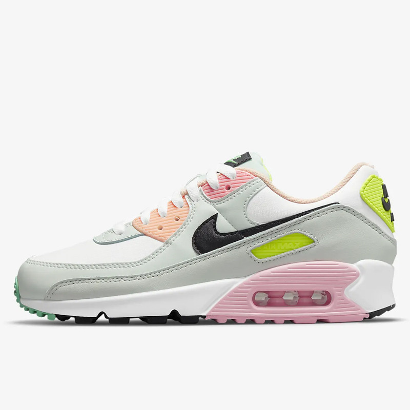 sneakers nike wanita original