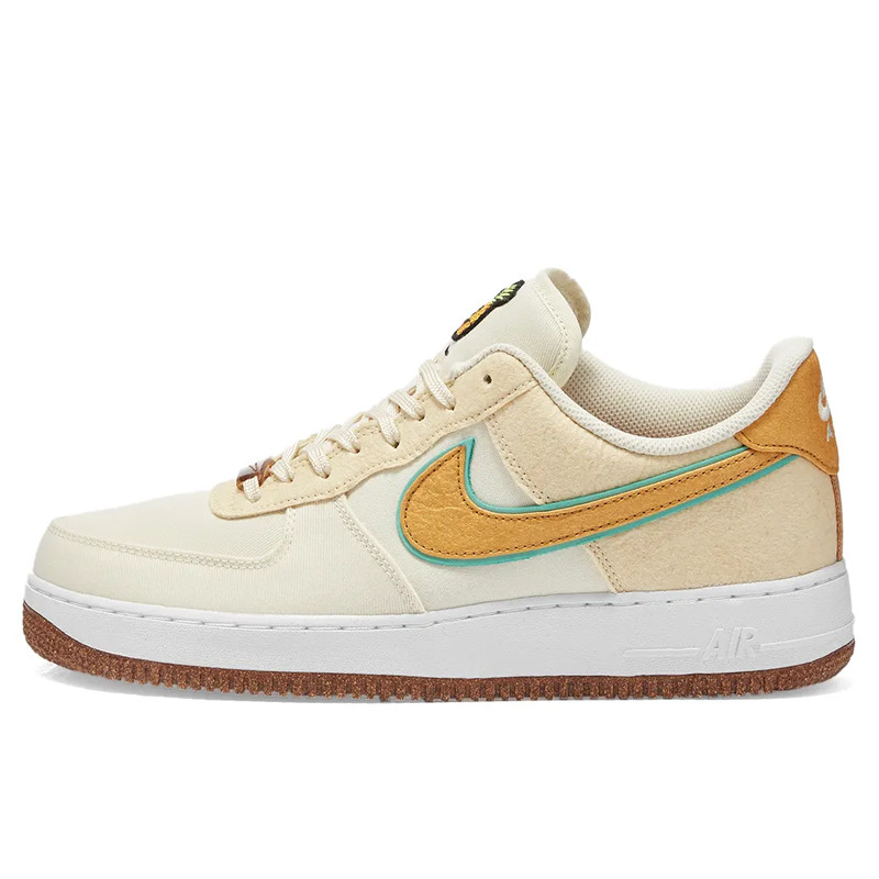 SEPATU SNEAKERS NIKE AIR FORCE 1 07 PRM