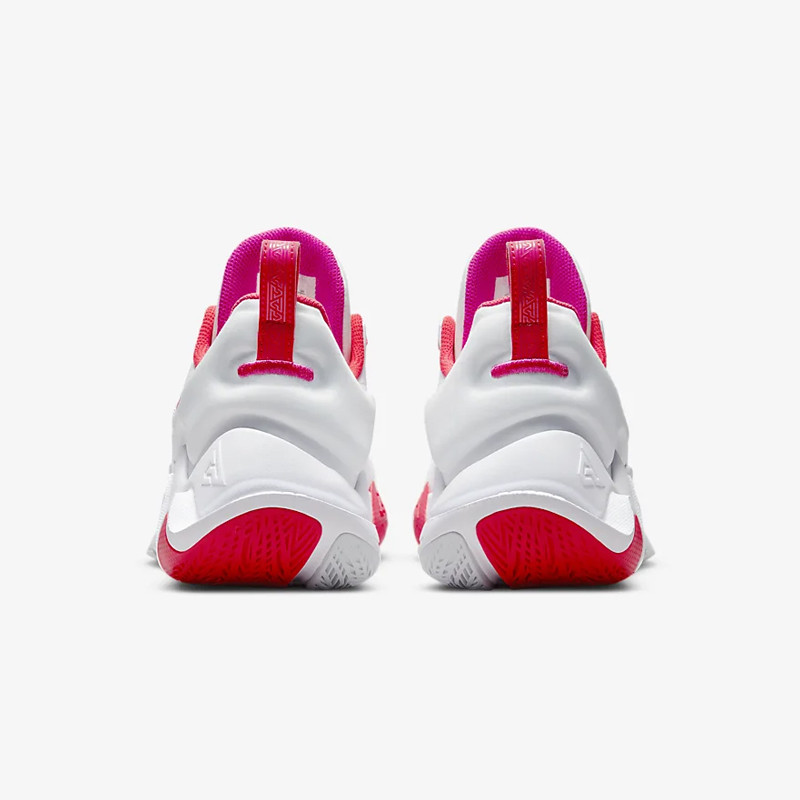 SEPATU BASKET NIKE Giannis Immortality