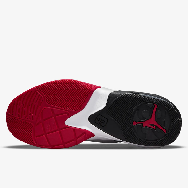 SEPATU BASKET AIR JORDAN Max Aura 3