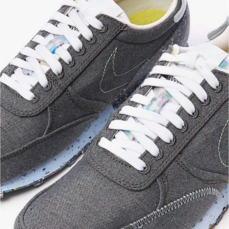 SEPATU SNEAKERS NIKE Daybreak Type Crater