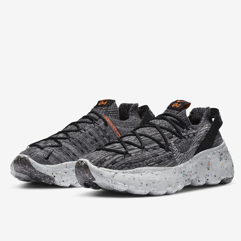 SEPATU SNEAKERS NIKE Space Hippie 04