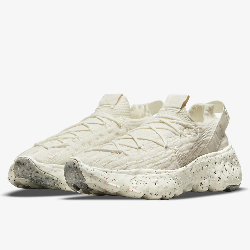 SEPATU SNEAKERS NIKE Space Hippie 04