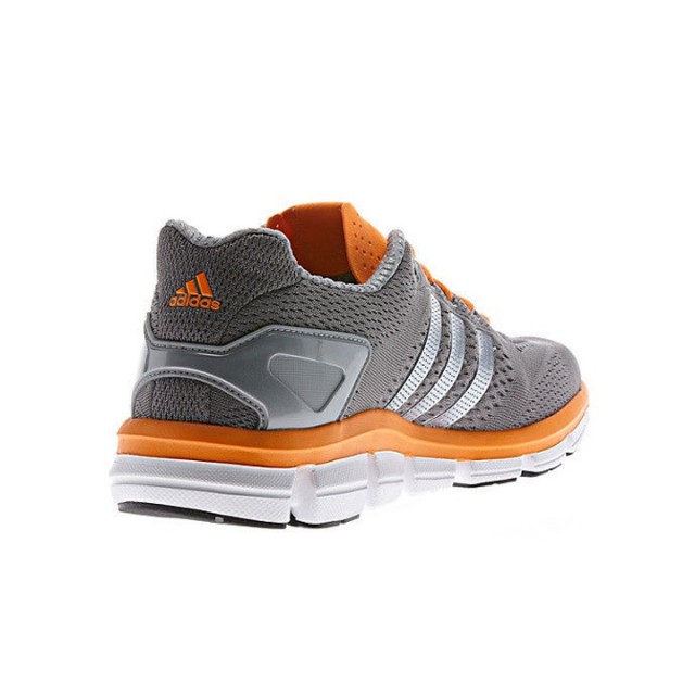 SEPATU LARI ADIDAS CC Ride