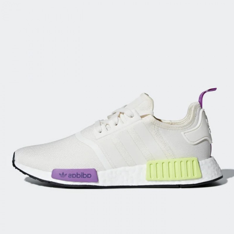 SEPATU SNEAKERS ADIDAS NMD R1